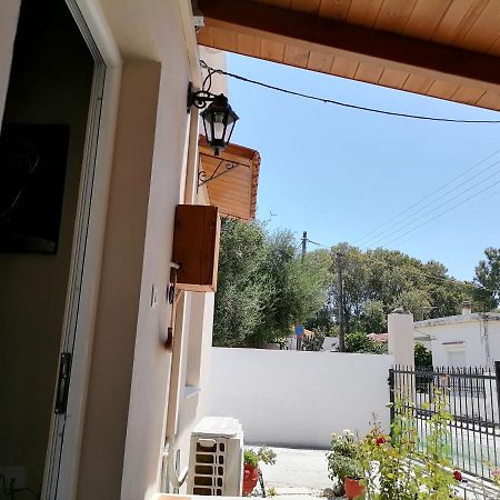 Lemon Tree House Villa Каливес Екстериор снимка