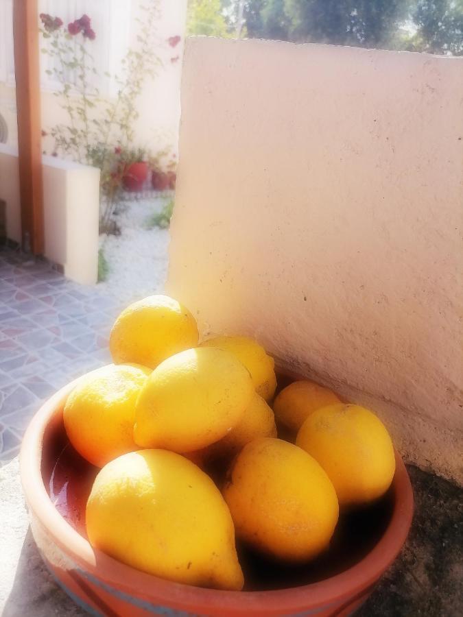 Lemon Tree House Villa Каливес Екстериор снимка
