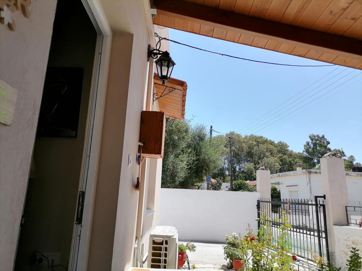 Lemon Tree House Villa Каливес Екстериор снимка